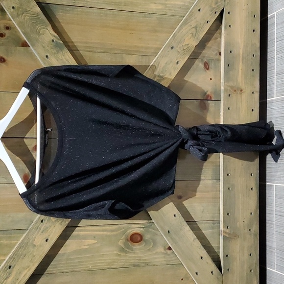 BLACK BLOUSE - Picture 1 of 9